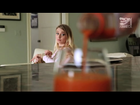 ❤️ A rapaza quente de tetas grandes e coña axustada recibe unha polla do perdedor, pero moi dura ❤ Porno casero na pornografía gl.sayhentai.ru ❌️❤